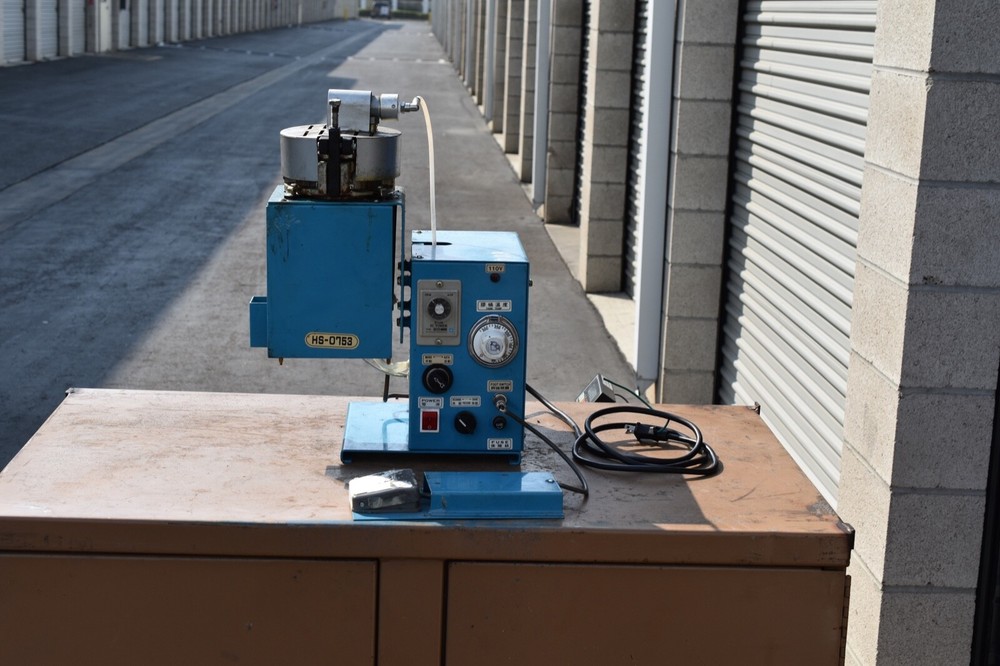 Axco Adhesive System AX753 Hot Melt