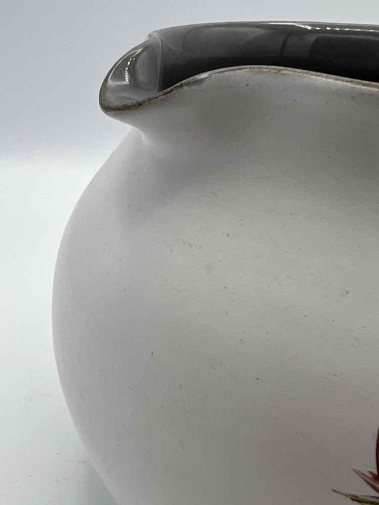 Lovely Danberry Stoneware Sping 2qt Pitcher
