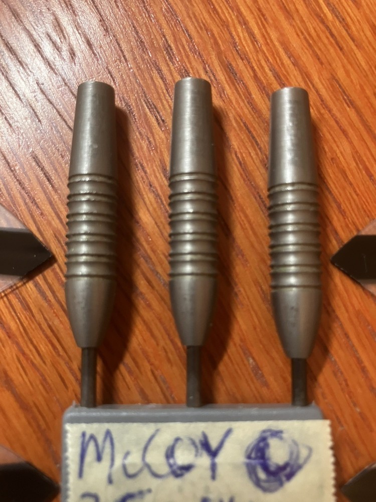 McCOY DARTS - 25 GRAMS - MINT