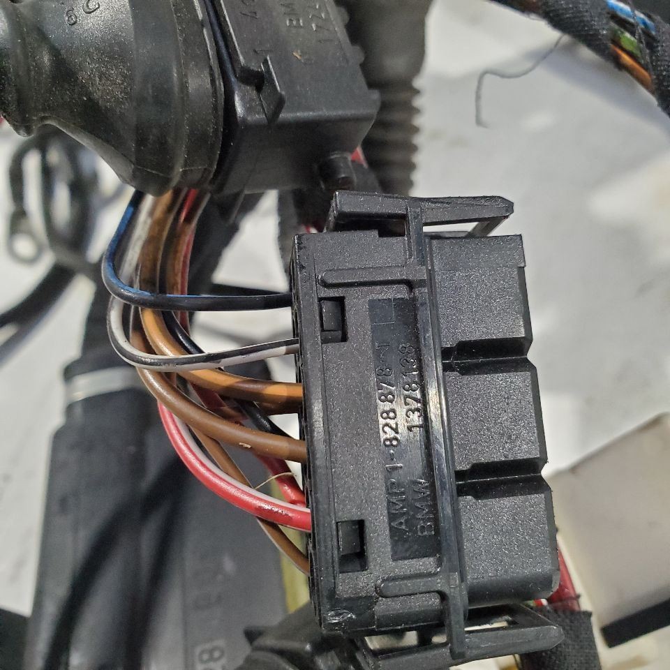 1994 BMW 525I OEM Engine Wire Harness 2.5L Automatic