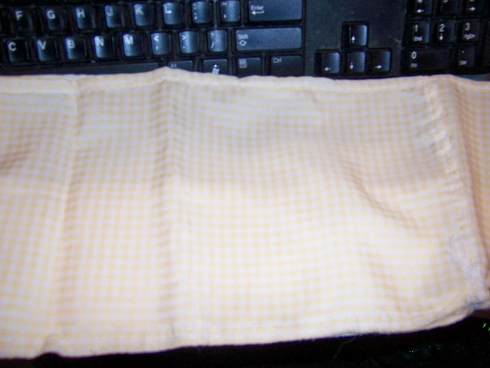 Yellow and White Checked Medium size Basket Liner