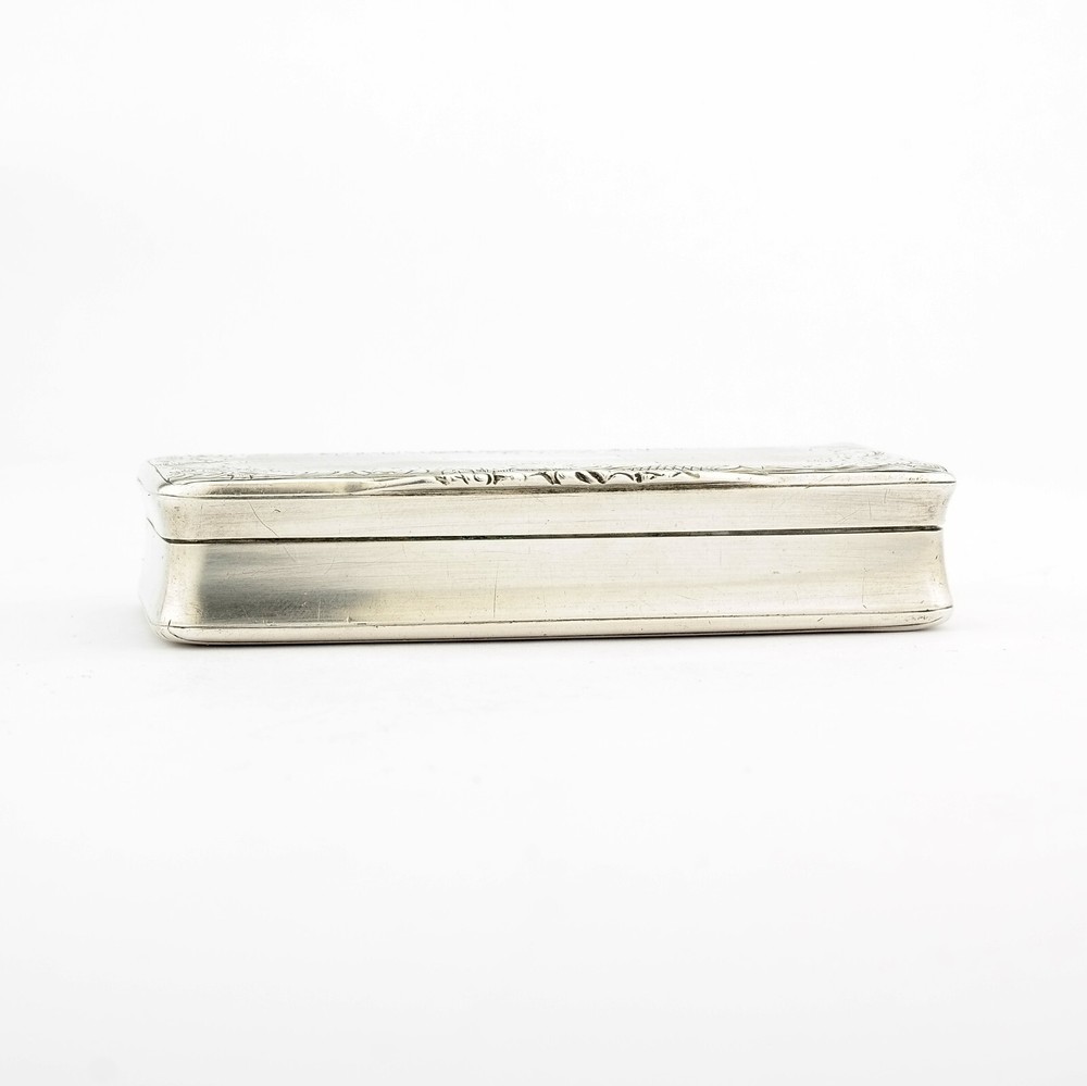 Ornate Antique French Solid Sterling Silver Snuff Box / Case.