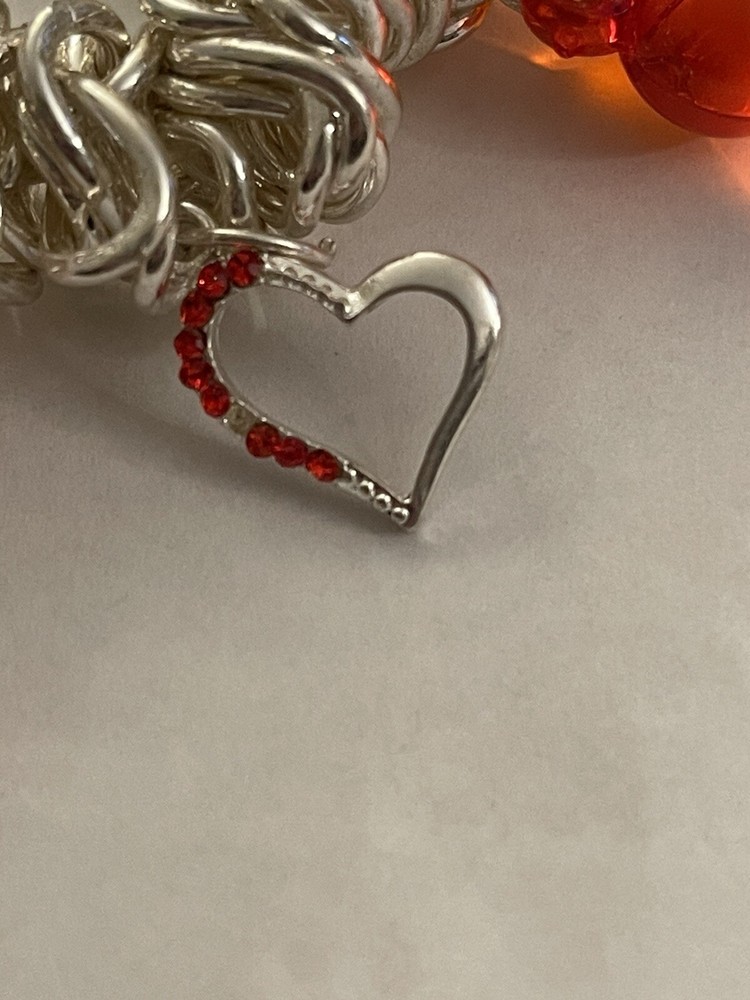 Cute Bangle Bracelet Hearts Silver Tone J39