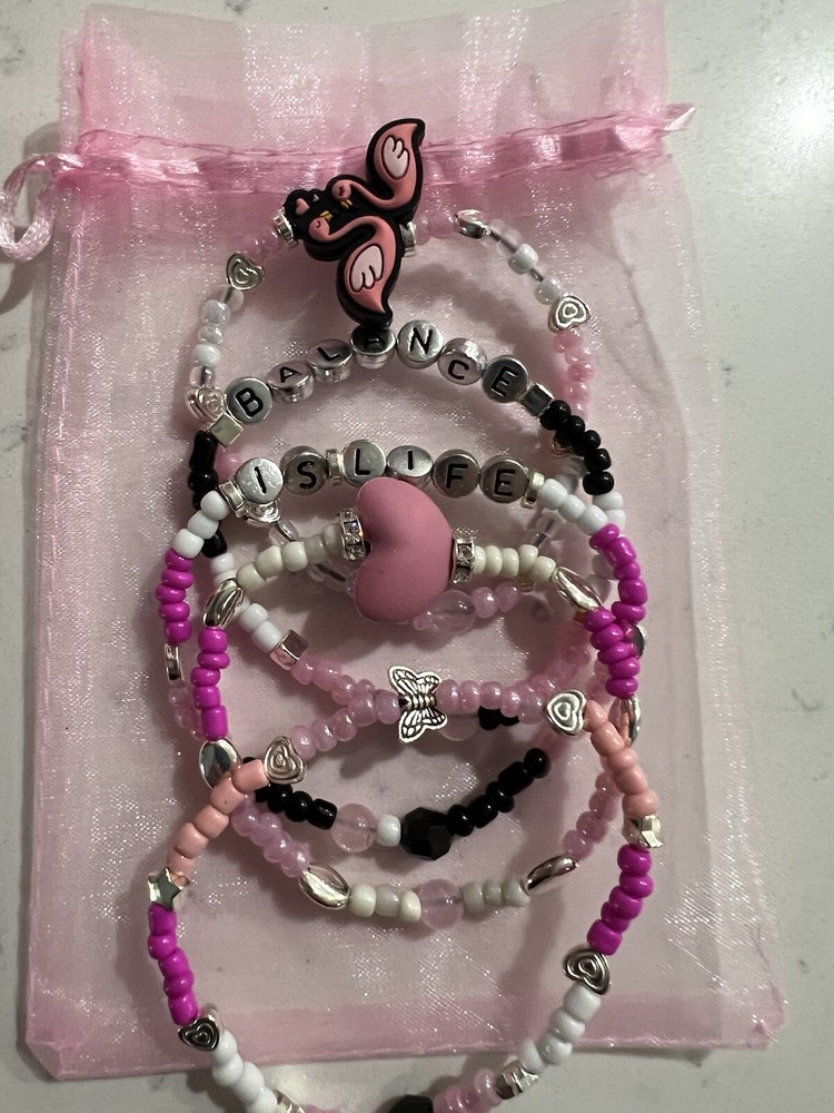 Flamingo Friendship Bracelets (5)