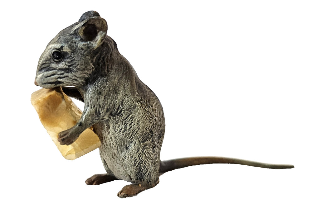 Vienna Bronze Austria Bergmann Mouse Figurine with Cheese