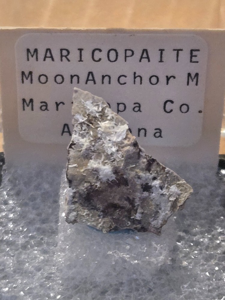 Beautiful Maricopaite thumbnail specimen