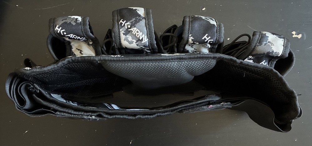 HK Army Eject 4+3 Paintball Harness - Digital Camo