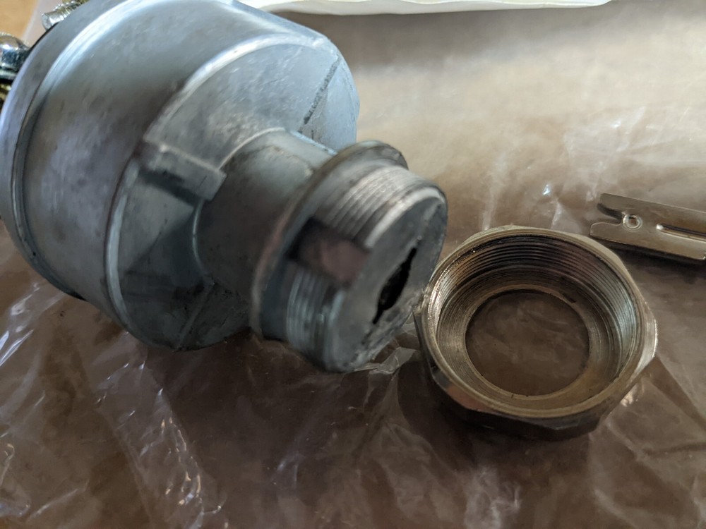 ADVANCE #5647860 KEY SWITCH for Floor Scrubbers