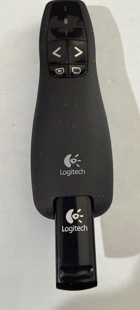 Logitech R400 Wireless Presenter Presentation Remote & Laser Pointer + Batteries