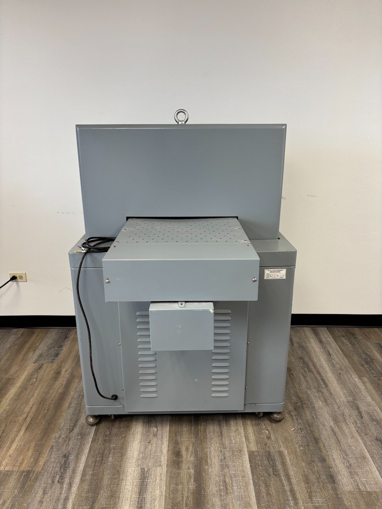 Duplo 490 Pro 19.29" Hydrualic Programmable Paper Cutter