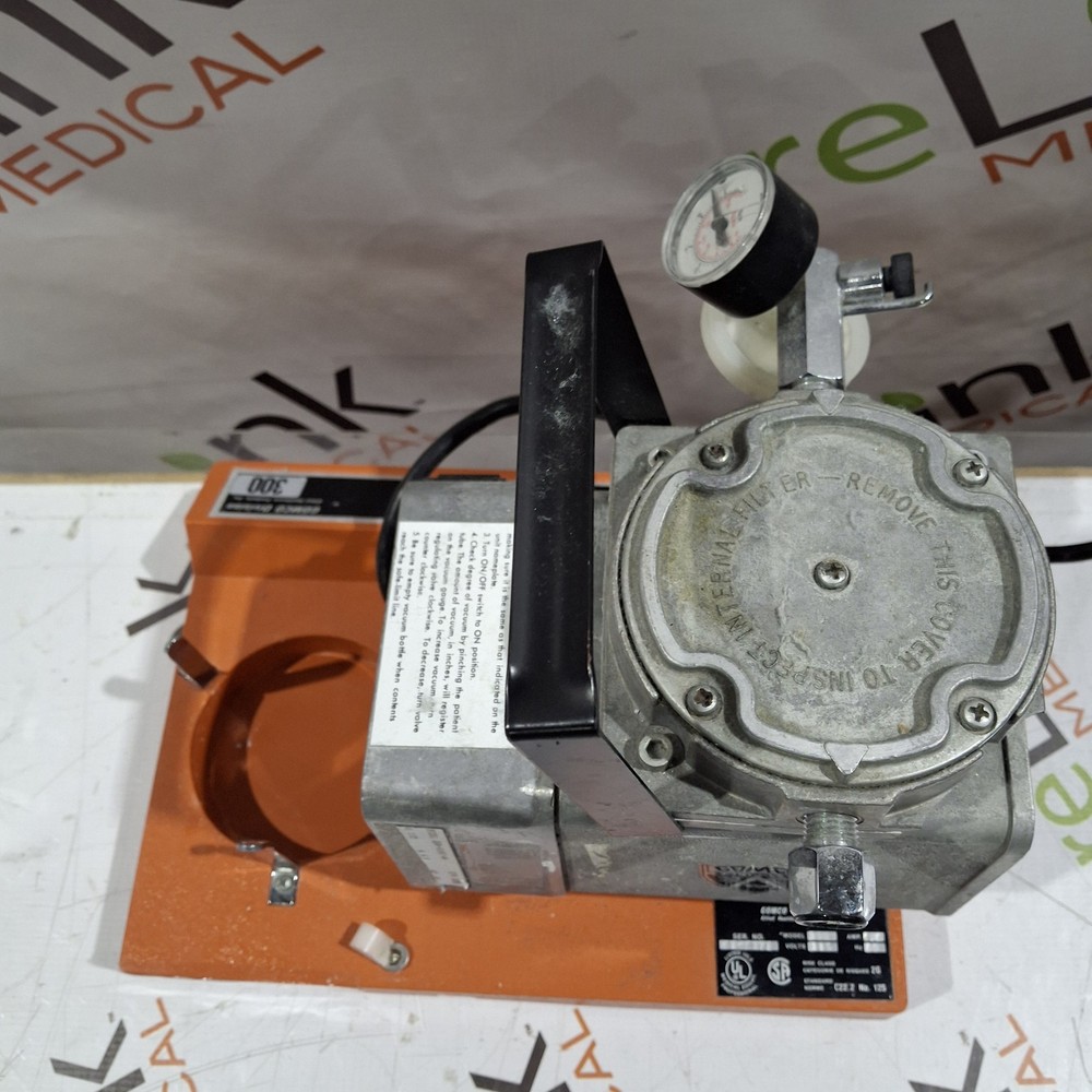 Gomco 300 Tabletop Aspirator