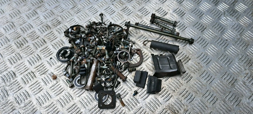 Yamaha XJ 900 4KM Nuts Bolts  1996