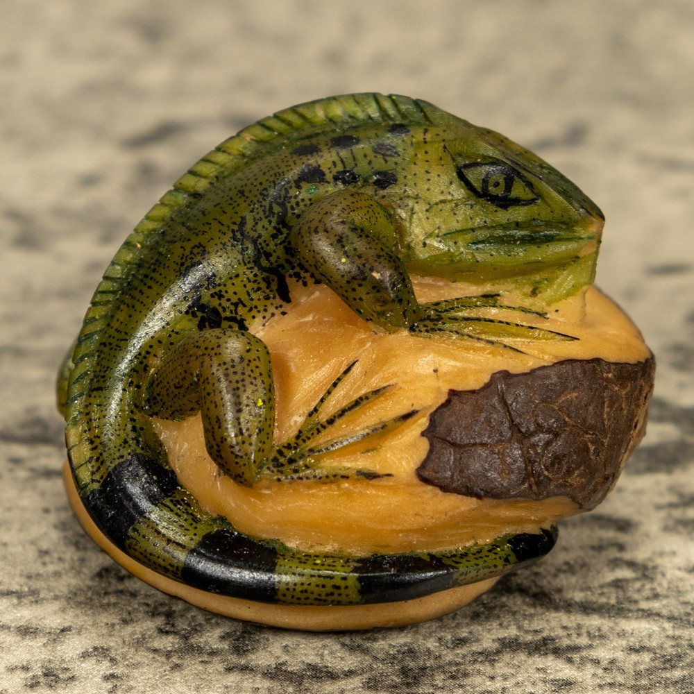 Green Iguana Lizard Tagua Nut Carving