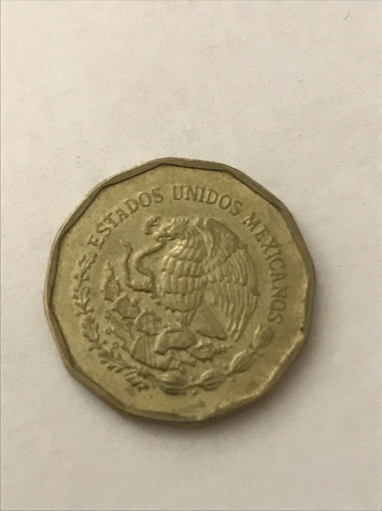 Mexico 2002 Mexican 20 Centavos Coin C2