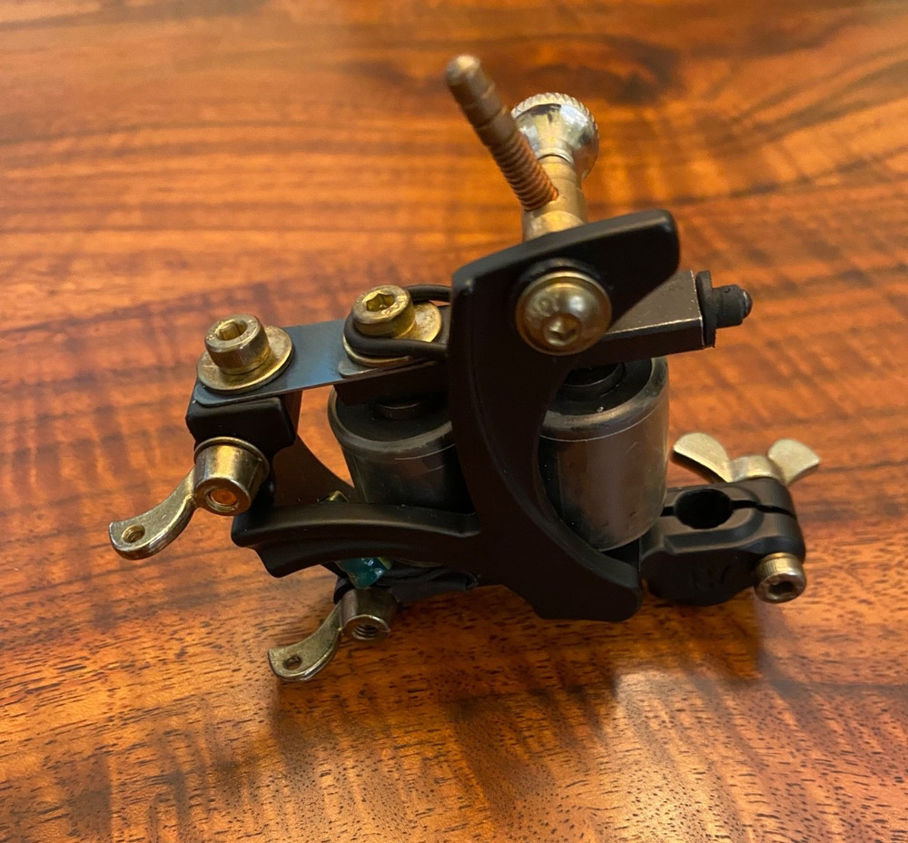 Dragon Hawk Tattoo Machine Excellent Condition Great Running Machine