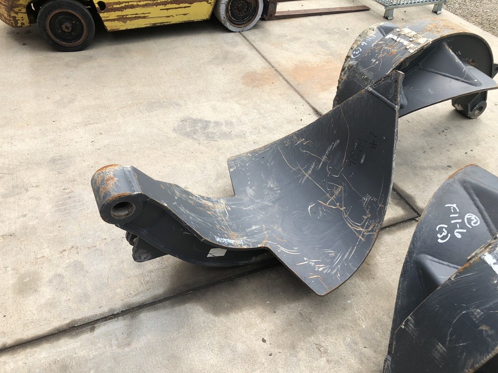 Excavator Clamshell Grapple Replacement Parts