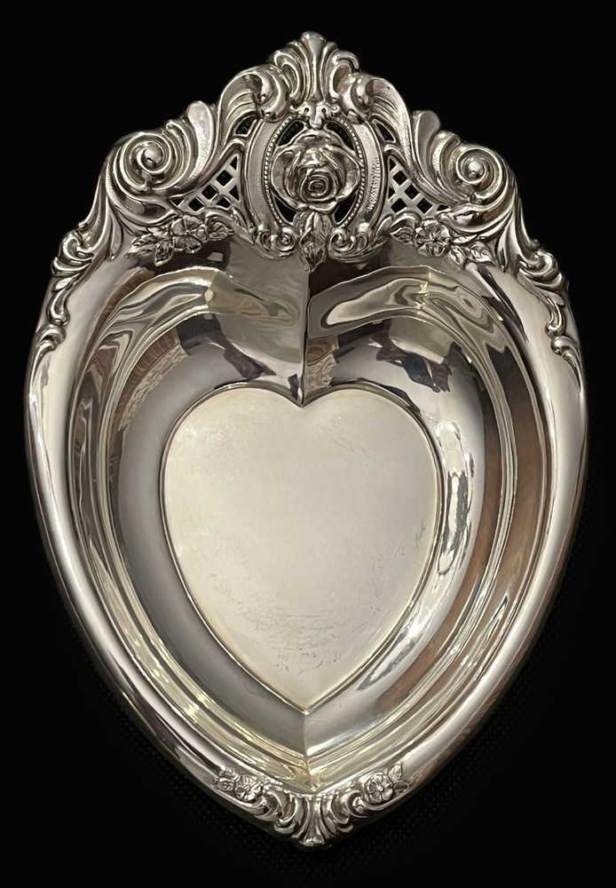 Rose Point by Wallace Sterling Silver Candy Dish Heart Shape Model #4630
