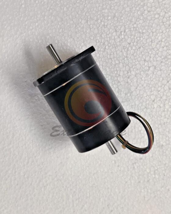 ONE NEW ORIENTAL MOTOR Servo Motor PH268-21B
