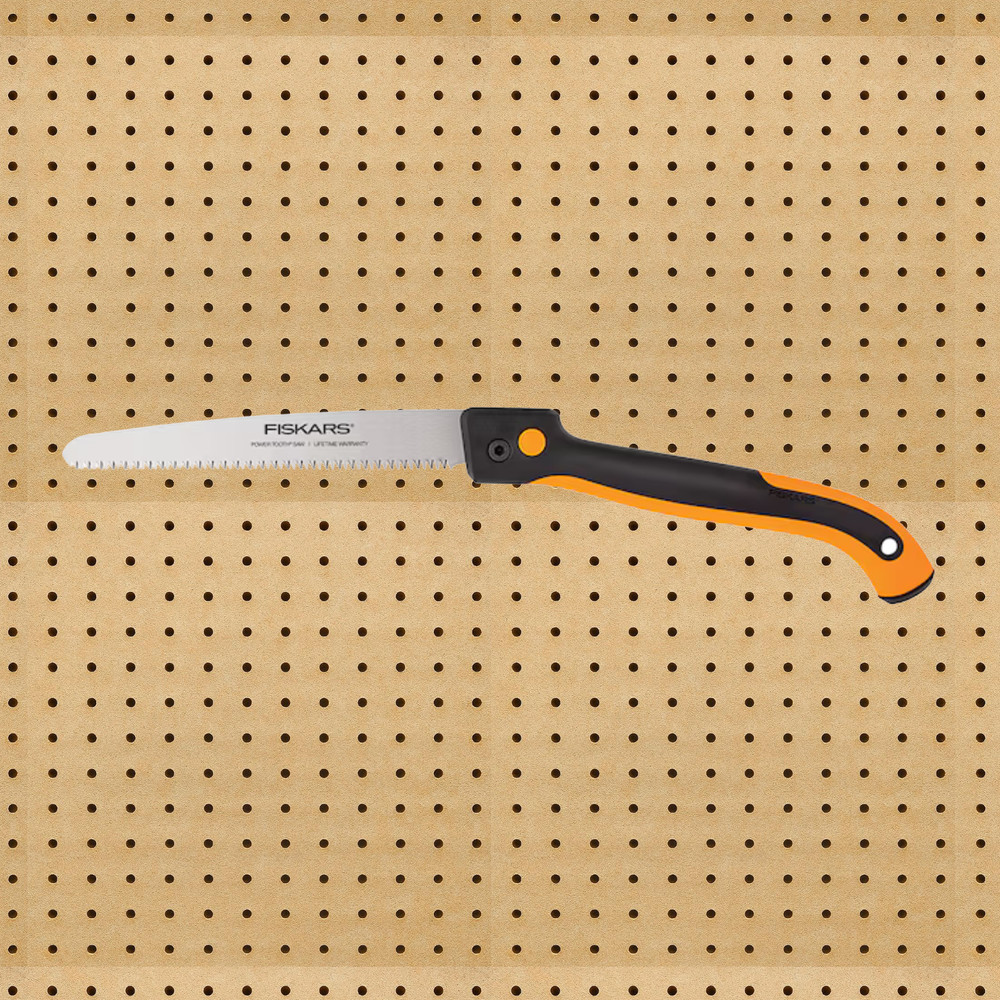 Fiskars POWER TOOTH Folding Saw [SoftGrip]: 7 inch blade