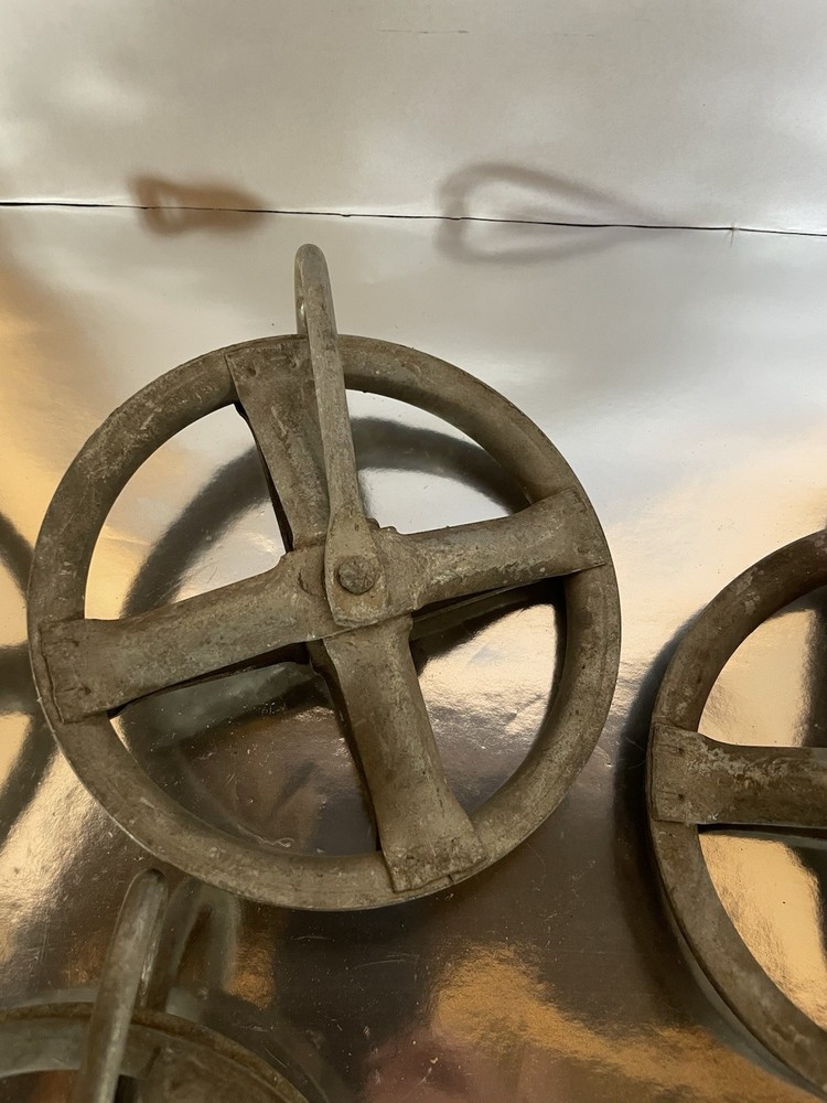 4 Total, 5” Pulleys