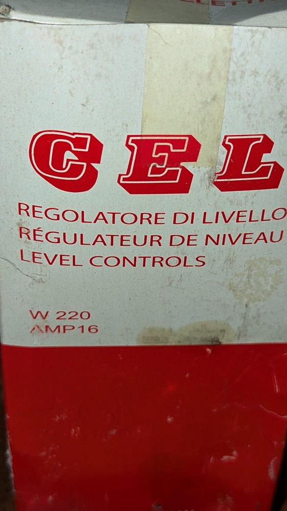 (1) Cel Omntec Level Controls Float Regulator W 220 AMP16 NOS