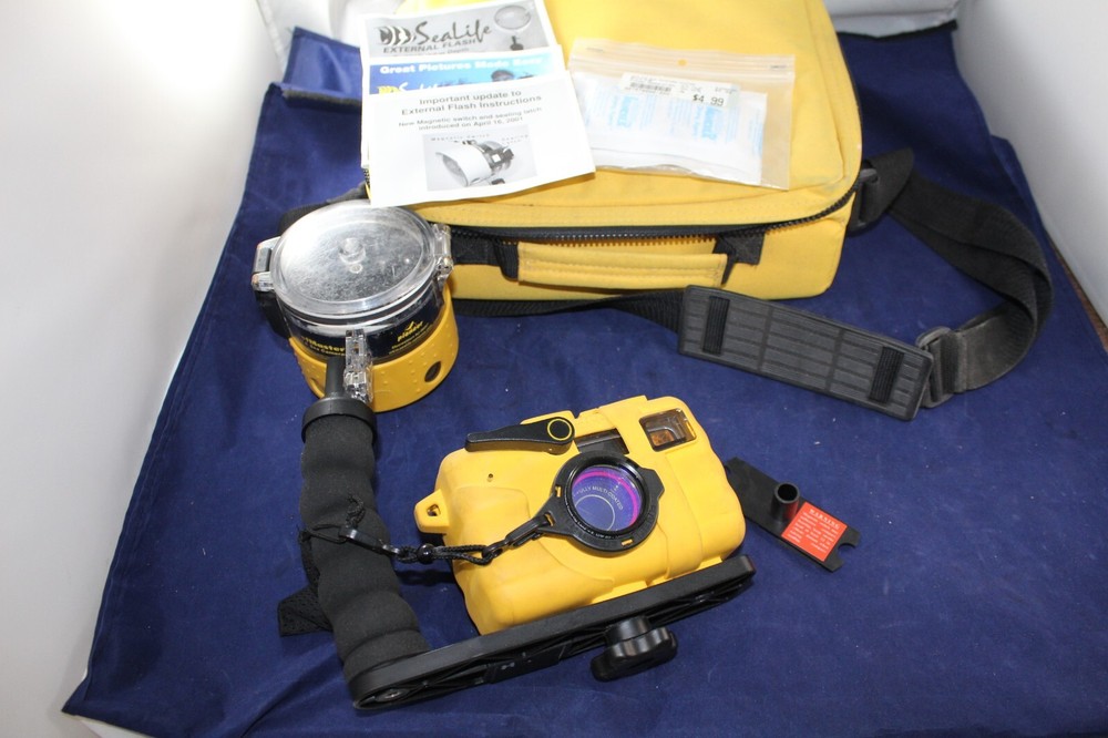 Sealife Reefmaster RC Automatic 35mm Camera (Bundle) (With Flash)