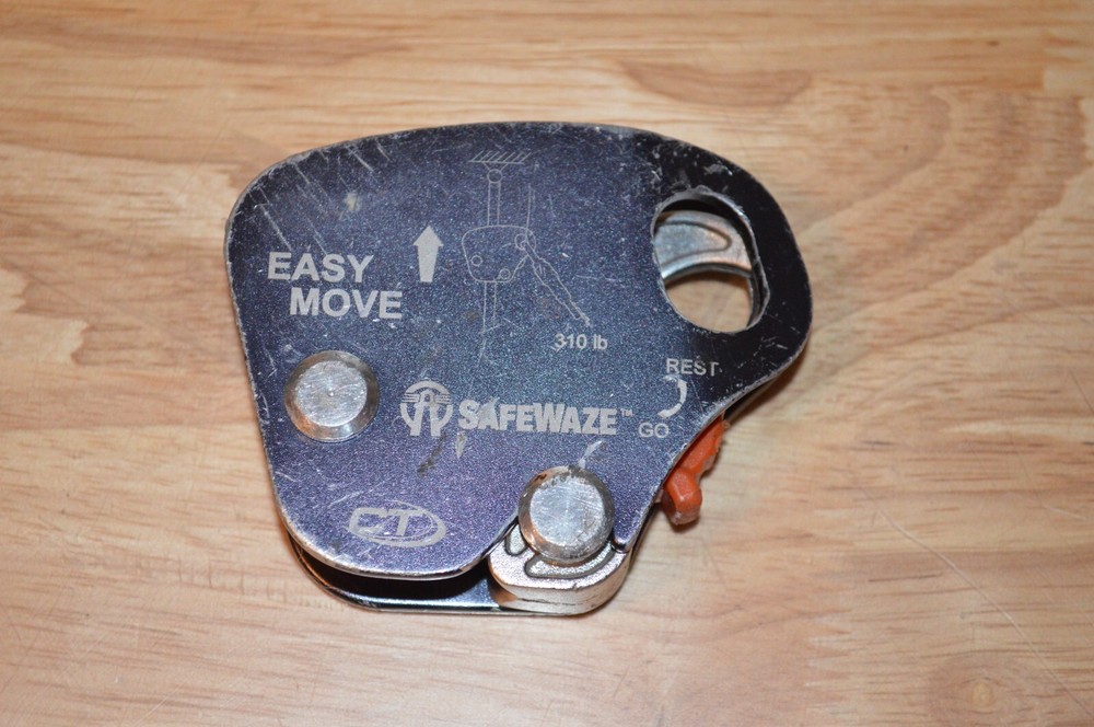 Safewaze Fall Arrestor SW-EX8000 310lb Capacity