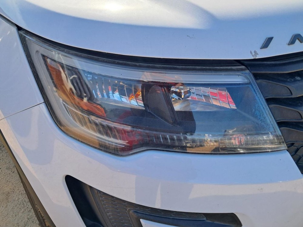EXPLORER 2018 Glove Box 4844487