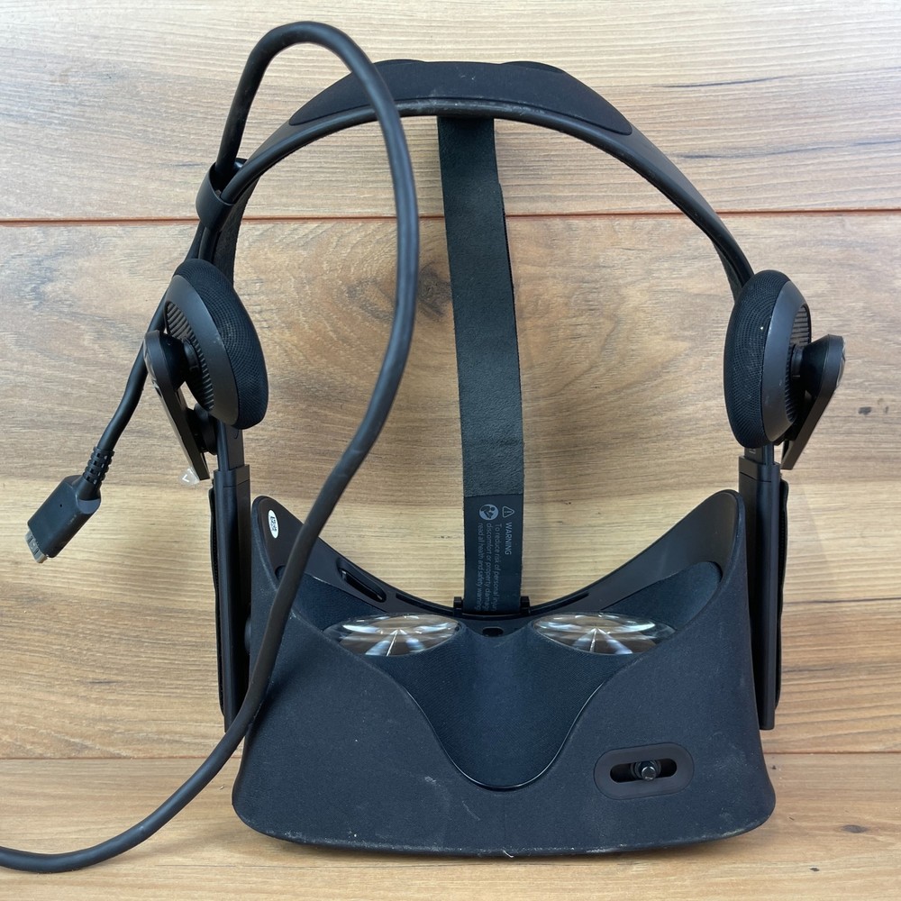 Oculus Black Built-in Microphone PC-Powered VR Gaming Headset with Controller