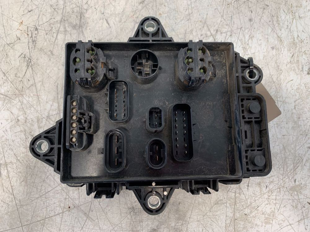 2018 Volvo VNL Gen 3 Fuse Panel (628-10235)