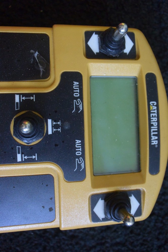 Trimble Control Panel Model SCB21 P/N: 295-0947