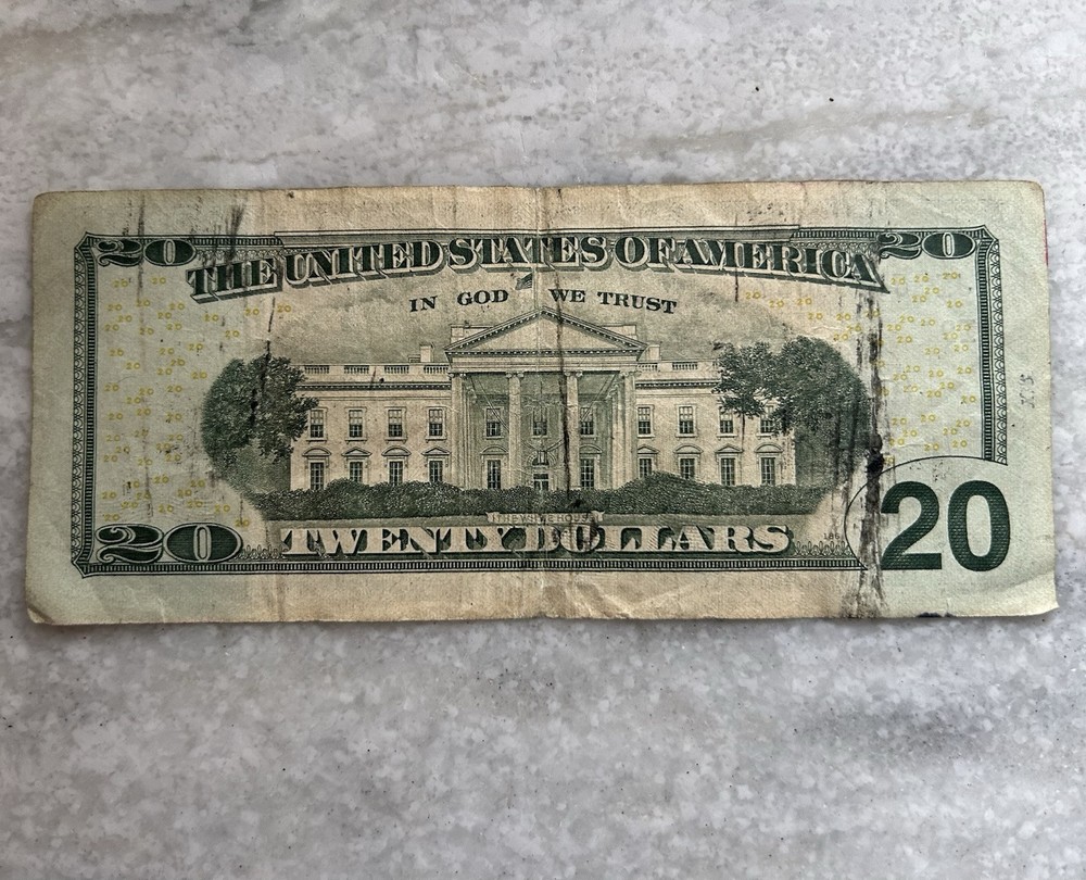 2009  $20.00  FEDERAL RESERVE NOTE  ERROR / INK SMEER
