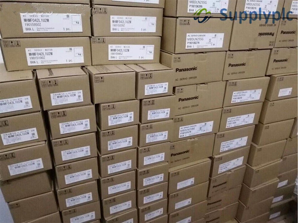 New In Box Panasonic MSDB045A1A11 AC Servo Driver Expedited Ship