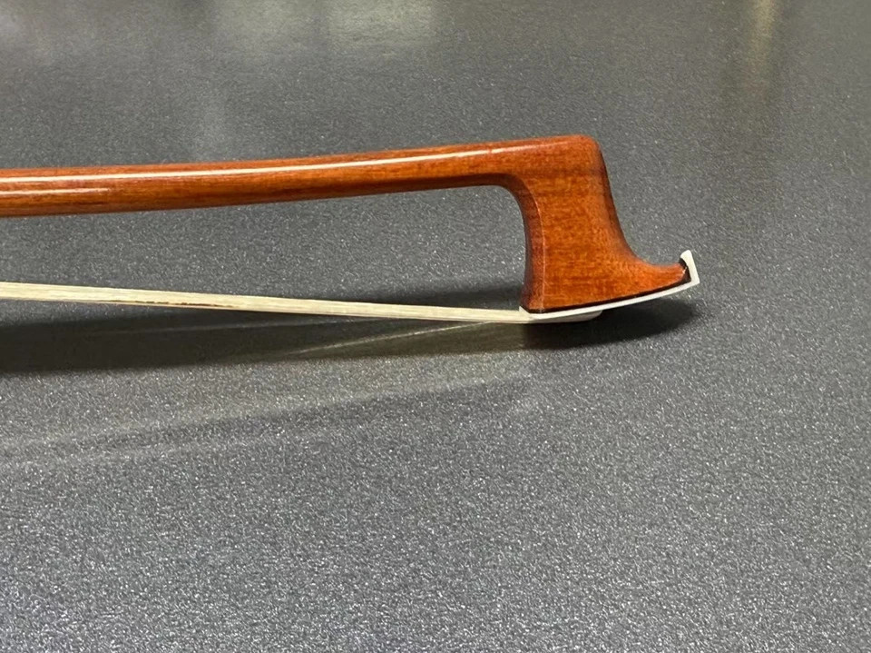 100% Authentic Pernambuco Violin bow for 4/4 sized violin 4/4 Master violin bow