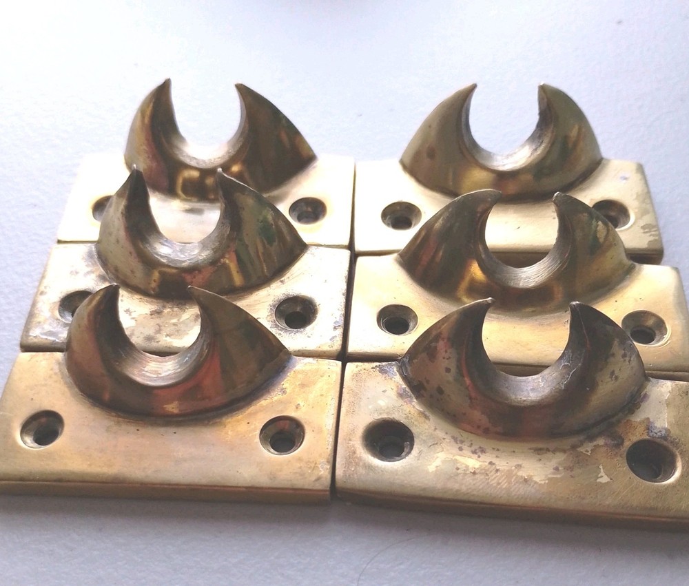 6 x Sash Solid Brass Window Catches with Screws