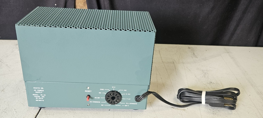BEAUTIFUL Heathkit AC Power Supply Model PS-23