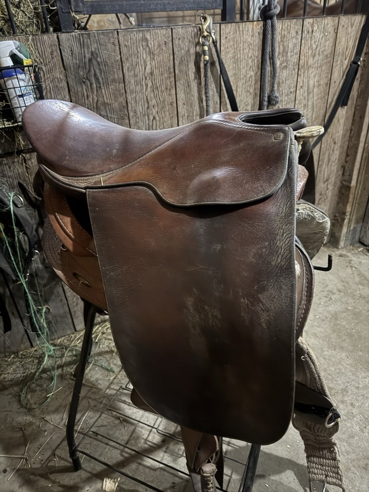 21” Blue Ridge Cutback Saddle