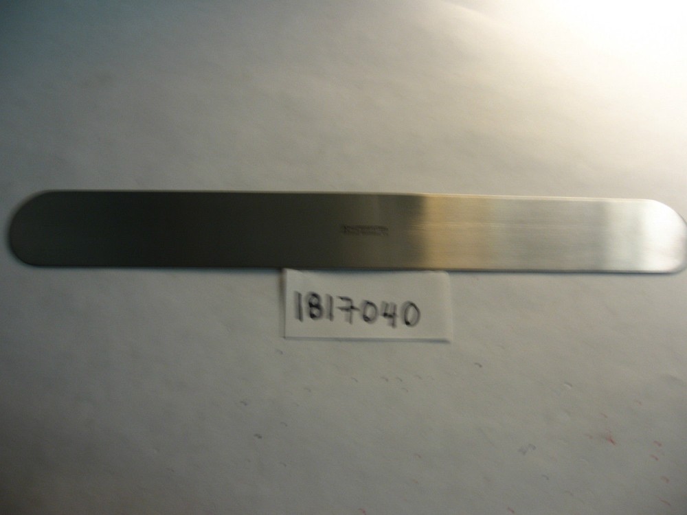 2 PCS. MALLEABLE RETRACTOR 13"