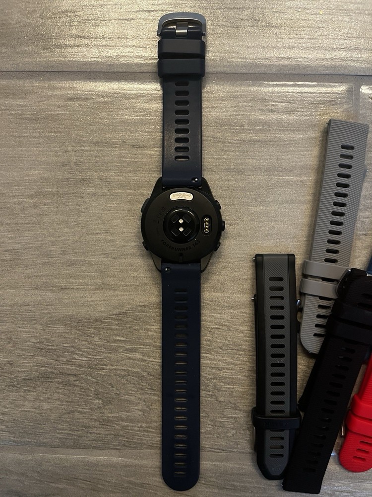 Garmin forerunner 165 With Box And Bands