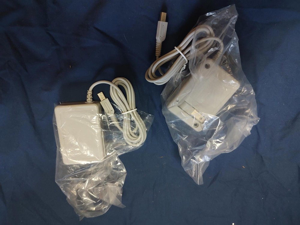 POWER CABLES FOR NINTENDO DS