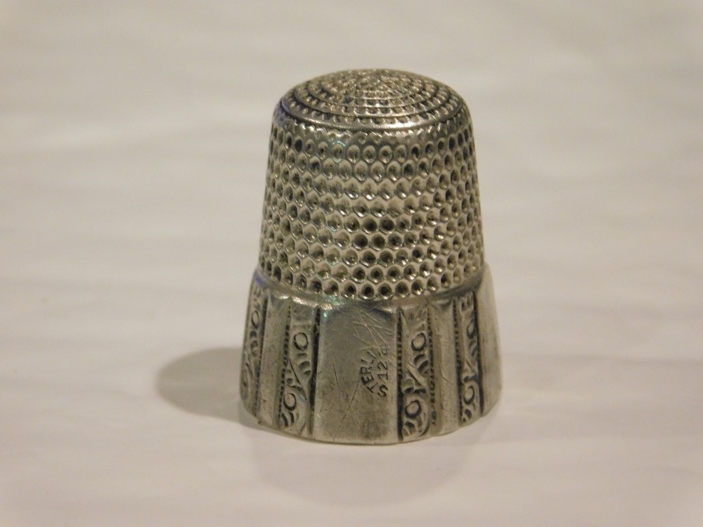 (44) Sterling Silver Sewing Thimble