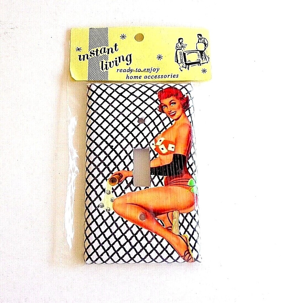 4 Light Switch Covers Art Deco or Retro, Vintage