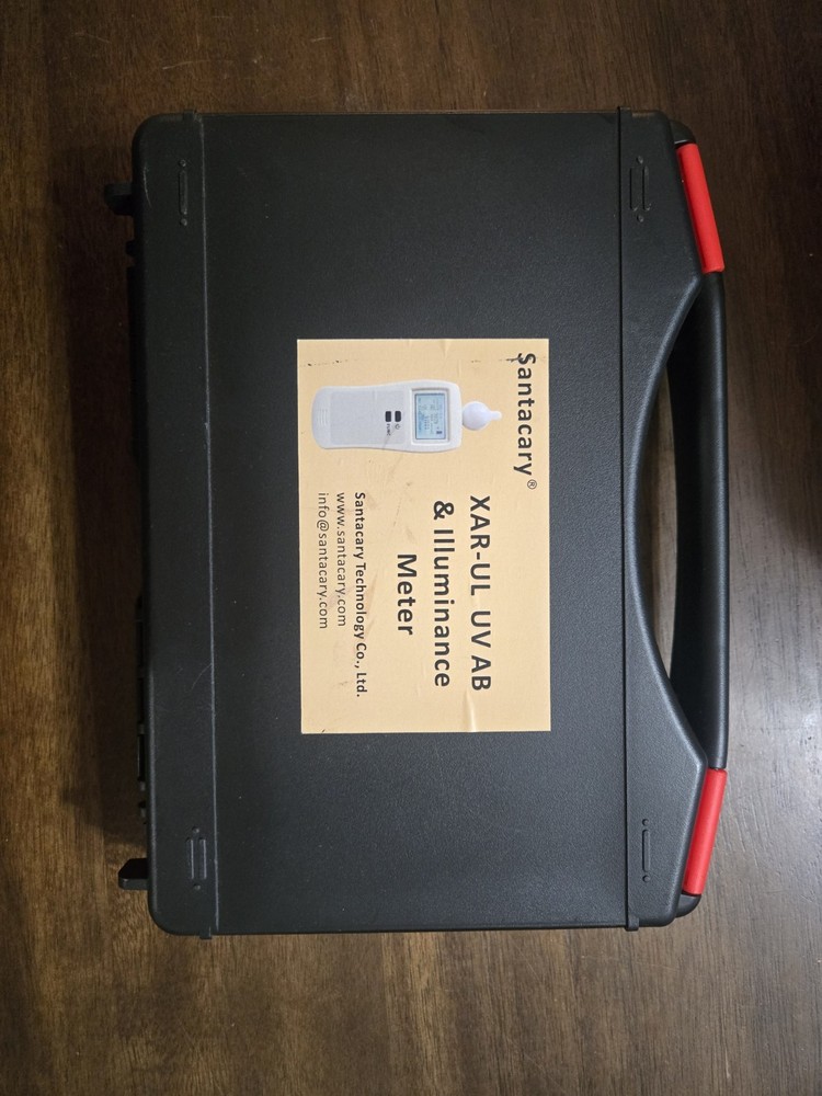 UV Light Meter UVA UVB & Lux Tester w/ Case – Santacary