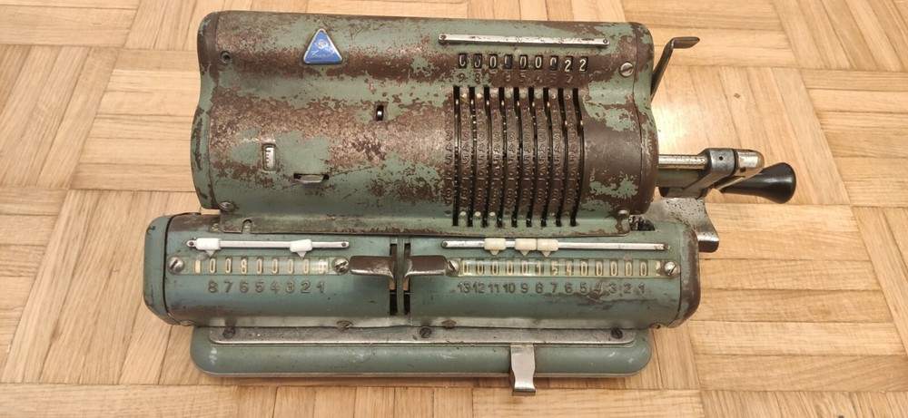 CALCOREX VINTAGE MECHANICAL CALCULATOR Pinwheel adding machine