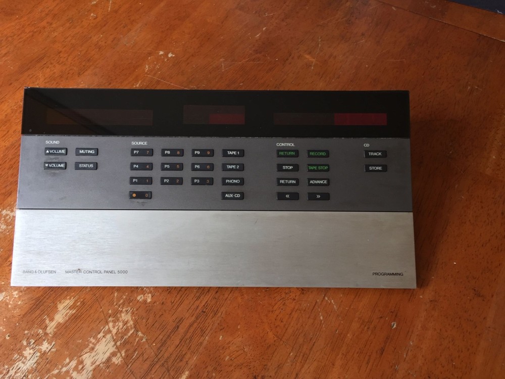 B&O Beocenter Bundle with accessories