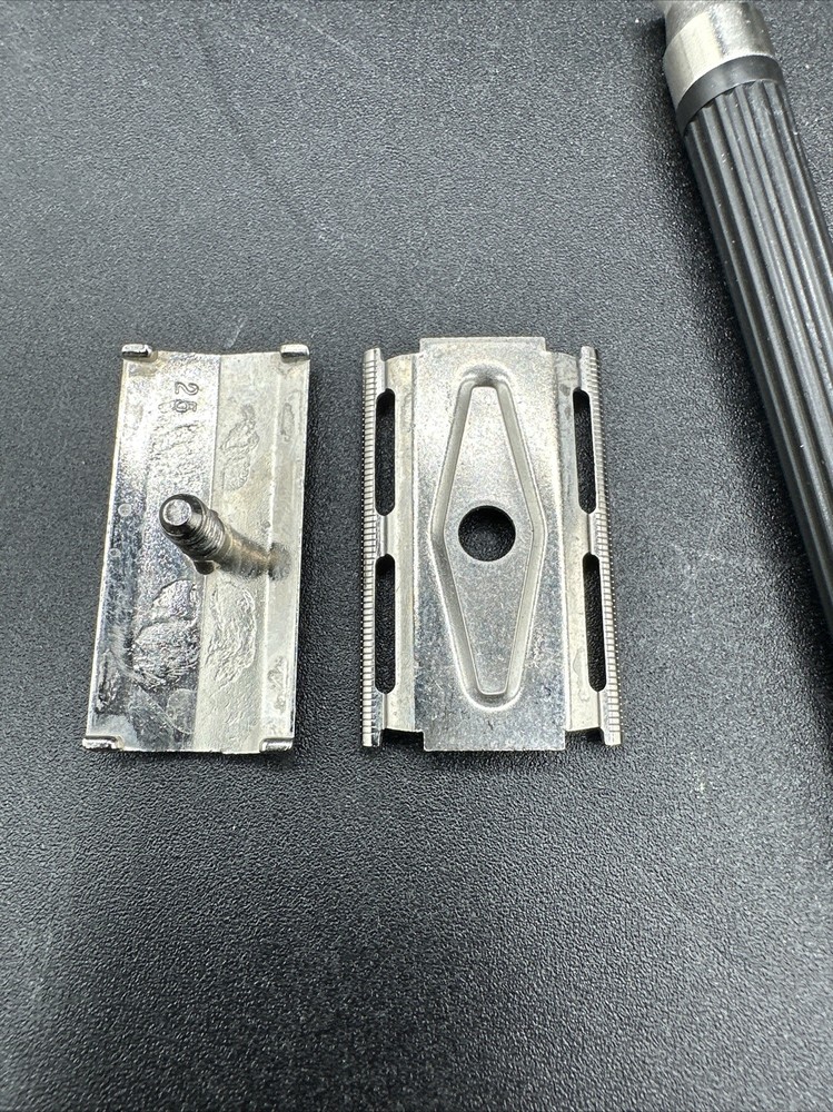 Vintage Unbranded Safety Razor Black Plastic Handle