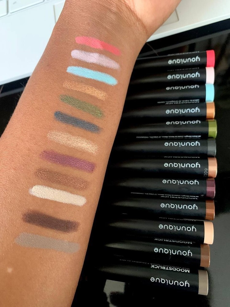 MOODSTRUCK stick eyeshadow BNIB
