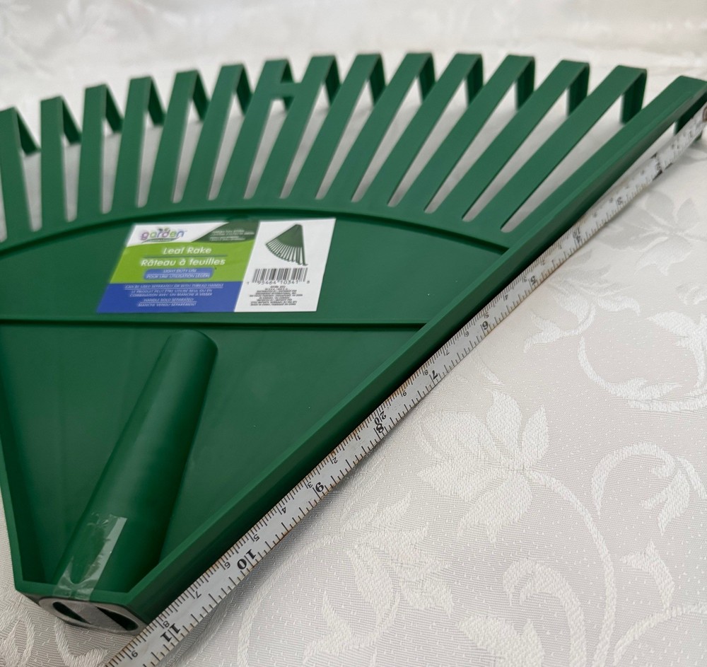Small Leaf Rake Heads Pole Garden Leaf Landscape