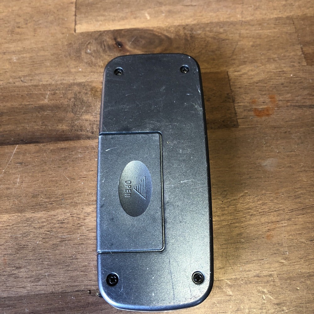 LASKO Oscillating Fan Remote Control Timer Silver