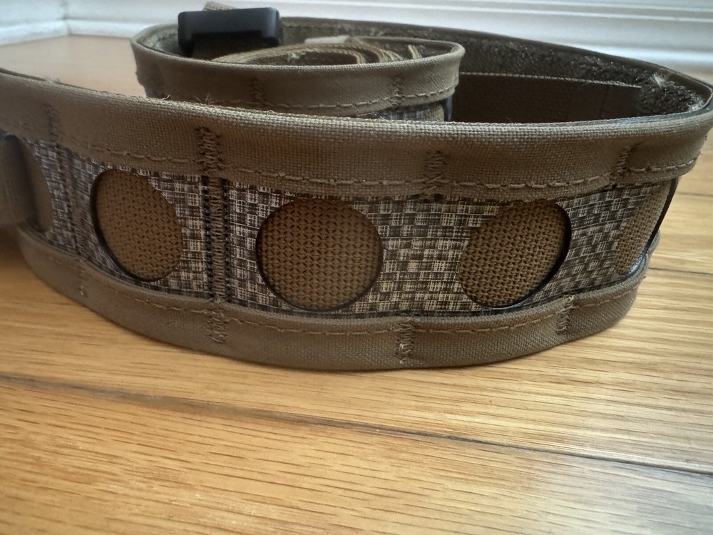 Tan MEDIUM Ferro Bison STYLE Tactical Battle Belt